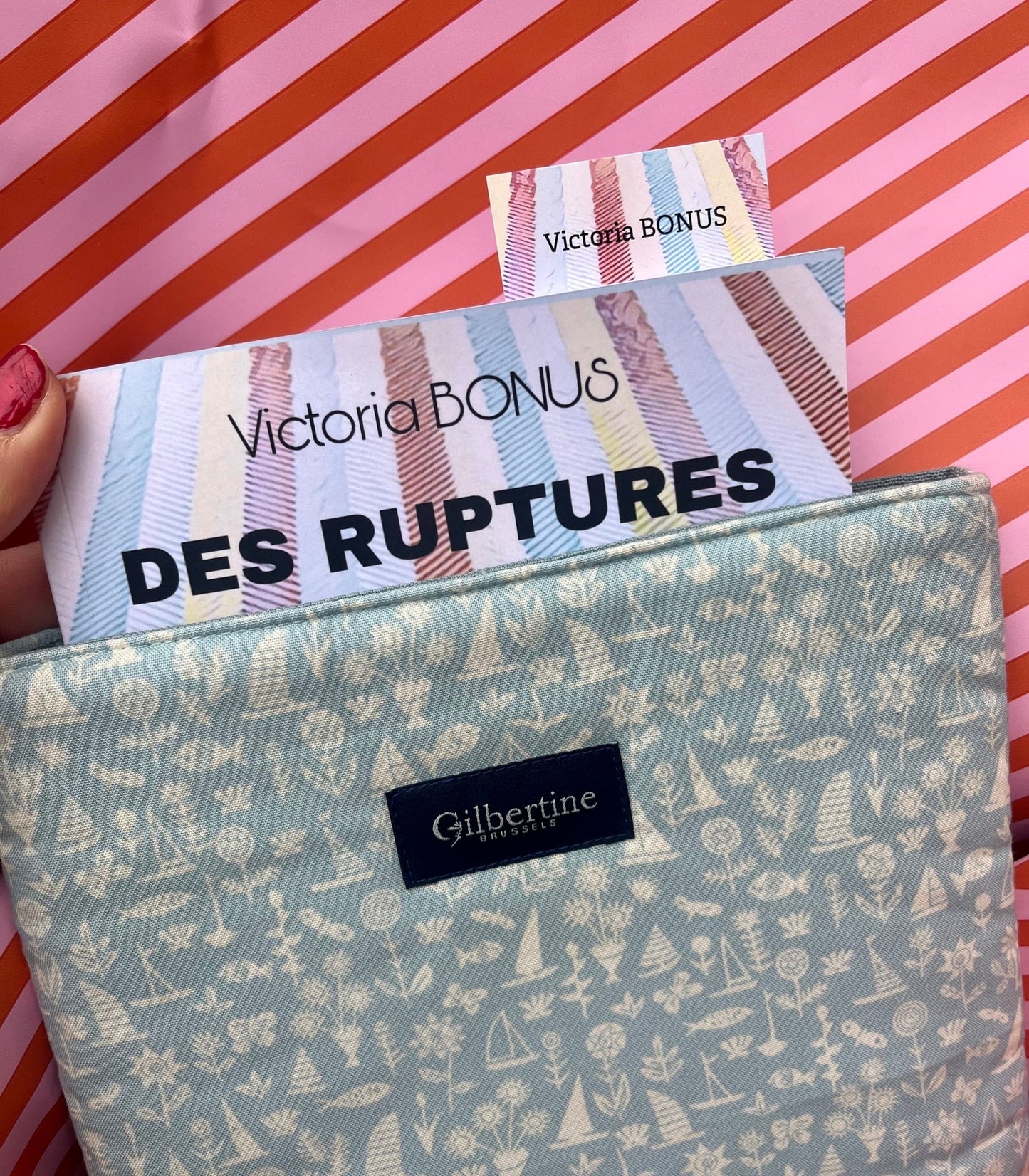 Coffret Victoria 📖💙 - Gilbertine BrusselsGilbertine Brussels